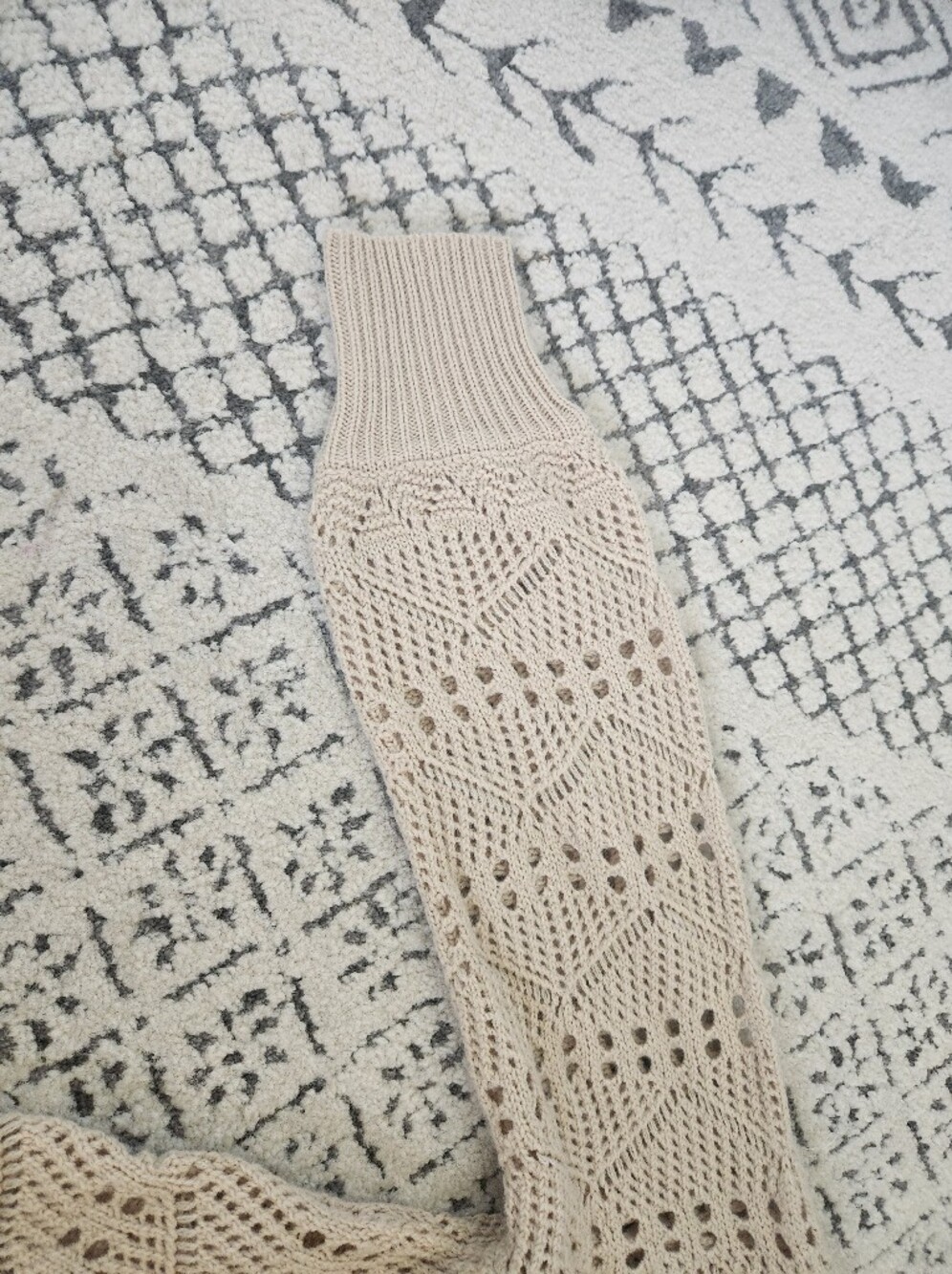 Absolutely Boutique Open Knit Sweater Neutral Beige Crochet Pullover Beachy M - Picture 9 of 13